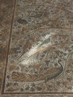   Zoom : détail de la Mosaïque sur le sol de la Basilique de Sabratha en Libye  